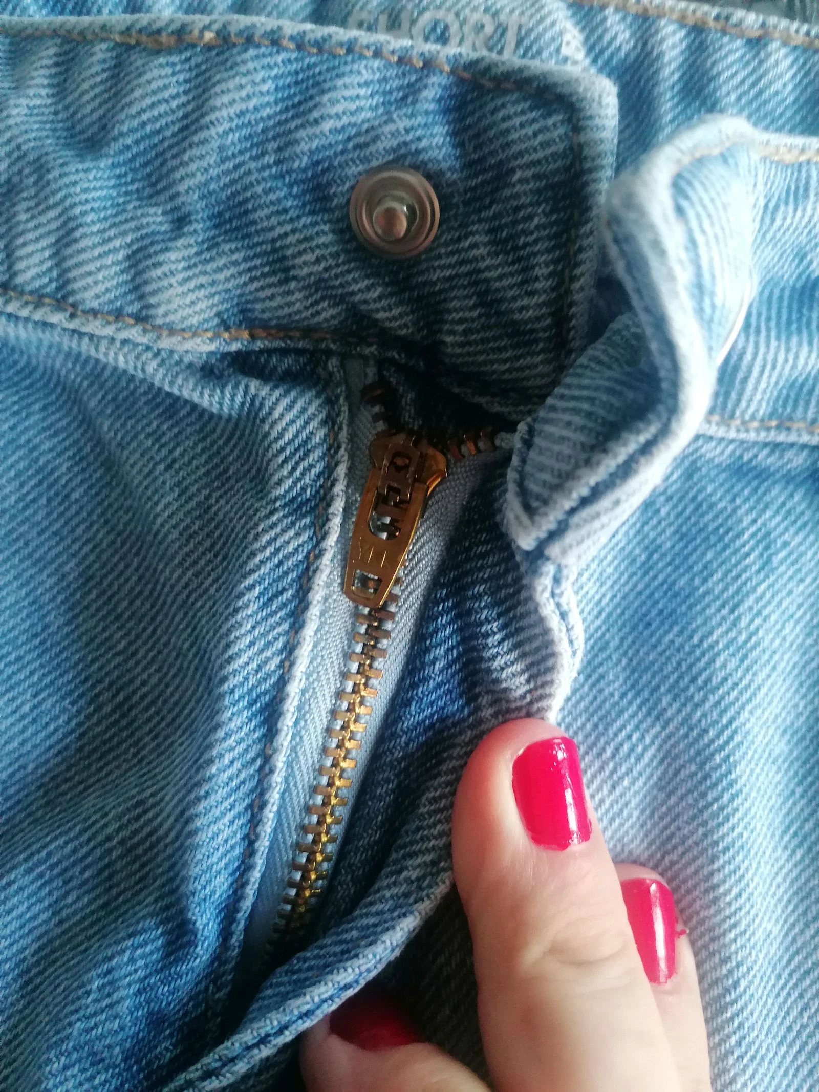 Lot of 2 denim shorts Size 10 years girl 👧🏻 – photo 4